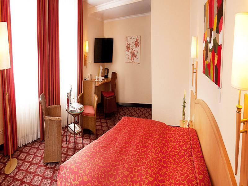 Hotel Schlichte Hof Gmbh à Bielefeld Extérieur photo